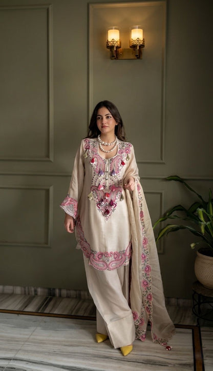 Pure Heavy Georgette With Embroidery Thread Work